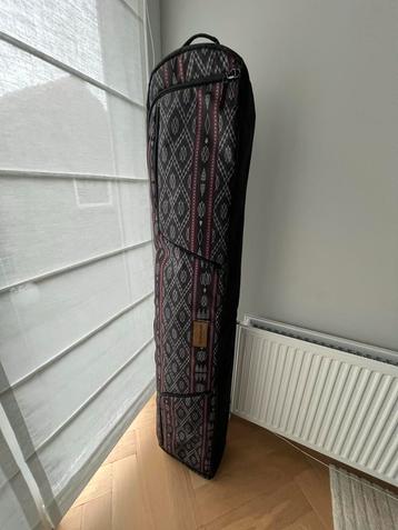 Snowboard tas - Dakine beschikbaar voor biedingen