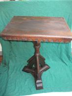 Antieke neogotische eiken kerk bijzet tafel piëdestal zuil, Ophalen