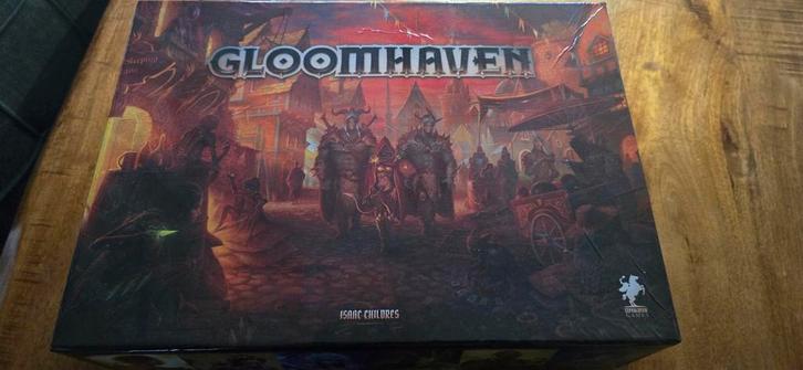 Gloomhaven + Forgotten Circles, insert, gesleeved, Hobby en Vrije tijd, Gezelschapsspellen | Bordspellen, Zo goed als nieuw, Een of twee spelers