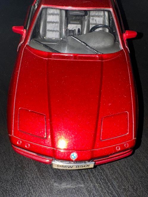 BMW 850i 1:18 Maisto, Hobby en Vrije tijd, Modelauto's | 1:18, Zo goed als nieuw, Auto, Maisto, Ophalen