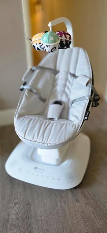 4Moms Mamaroo 5 zo goed als nieuw !! beschikbaar voor biedingen