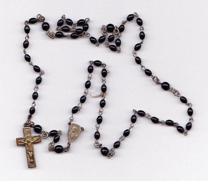 Rozenkrans met donkere glazen kralen (5850-66), Antiek en Kunst, Antiek | Religie, Ophalen