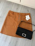 Rok roestbruin in suède NIEUW, Overige kleuren, Maat 42/44 (L), Nieuw, Ophalen of Verzenden
