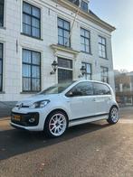 Volkswagen up! GTi 1.0 TSI 115PK 5D 2018 Wit, Auto's, Voorwielaandrijving, 970 kg, Up!, 4 stoelen
