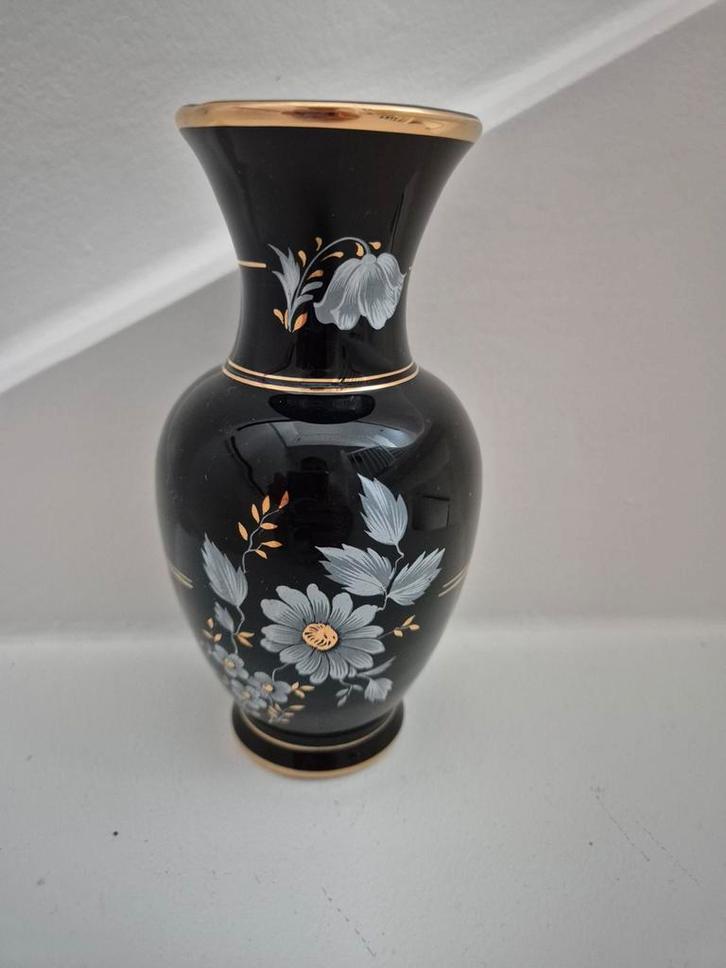 Grieks vaasje met gouden details, Huis en Inrichting, Woonaccessoires | Vazen, Gebruikt, Zwart, Minder dan 50 cm, Aardewerk of Porselein