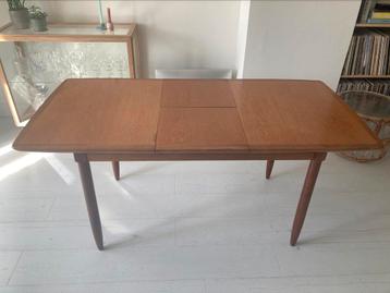 Vintage midcentury eettafel, uitschuifbaar beschikbaar voor biedingen