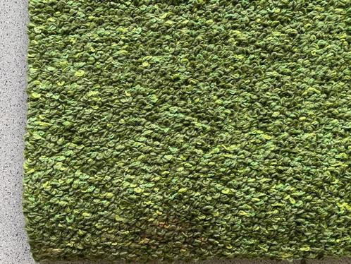 NIEUW Kasthall Esther bouclé karpet; groentinten; 250x250cm, Huis en Inrichting, Stoffering | Tapijten en Kleden, Nieuw, 200 cm of meer
