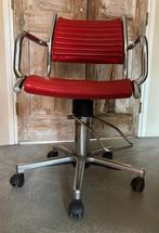 Olymp vintage kapper stoel, Gebruikt, Bureaustoel, Ophalen, Rood