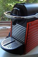 Nespresso Krups Pixie, Witgoed en Apparatuur, Koffiezetapparaten, Ophalen, Zo goed als nieuw, Koffiemachine, Afneembaar waterreservoir
