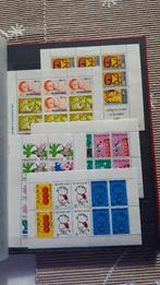 Kinderpostzegels Nederland in album (Kavel PZ 009), Ophalen of Verzenden, Na 1940, Postfris