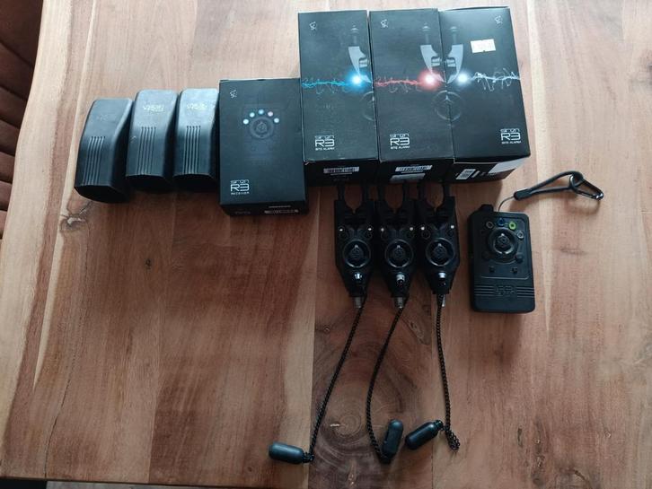 Set van 3 Nash Siren R3 Beetmelders + Ontvanger, Watersport en Boten, Hengelsport | Karpervissen, Gebruikt, Overige typen, Ophalen