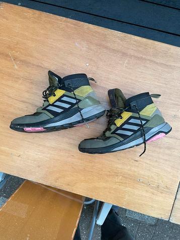 Adidas terrex trailmaker mid gtx beschikbaar voor biedingen