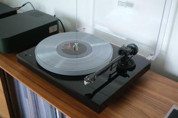 Pro-Ject X1 Piano Black / 2M PICK IT S2 beschikbaar voor biedingen