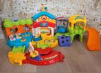VTech Vrolijke Vriendjes School Speelset, Ophalen, Zo goed als nieuw, Overige typen, Met geluid