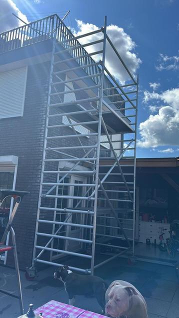 PROFESSIONELE ROLSTEIGER  €75,- beschikbaar voor biedingen