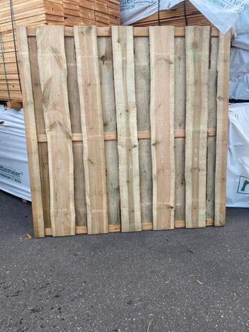 Grenen schutting 180x180 cm beschikbaar voor biedingen