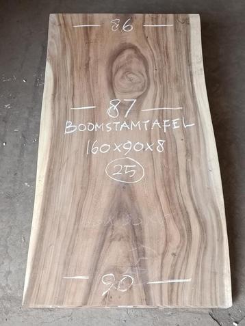 Nieuwe boomstamtafels in december! Nu al te reserveren!