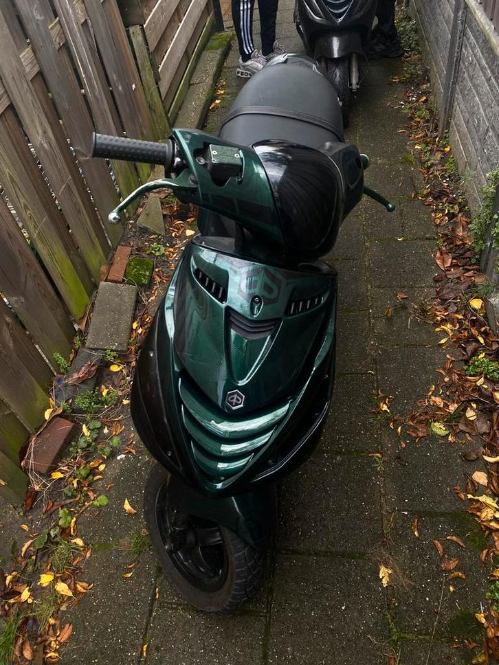 Piaggio zip 70cc ruilen mogelijk, Fietsen en Brommers, Scooters | Piaggio, Zo goed als nieuw, Zip, Tweetakt, Ophalen