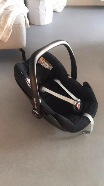 Maxi cosi Pebble beschikbaar voor biedingen