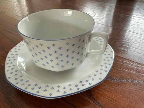Seltmann Weiden Bavaria Aurelia theekop met schotel, Verzamelen, Porselein, Kristal en Bestek, Gebruikt, Kop en/of schotel, Porselein