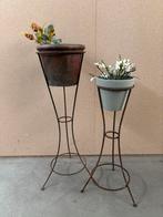 Brocante plantentafel / bloempot, Ophalen, Studio Larilo, Studiolarilo@gmail.com, Sportstraat 6 Kerkrade