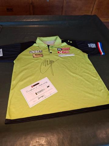 Matchworn Michael van Gerwen wedstrijdshirt. Met certificaat beschikbaar voor biedingen