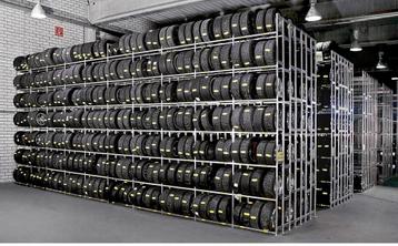 NIEUWE & GEBRUIKTE BANDEN OP VOORRAAD beschikbaar voor biedingen