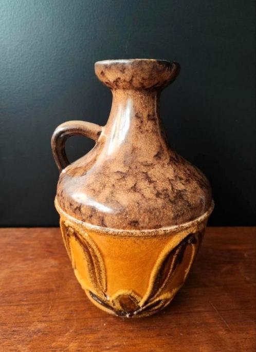 Strehla Keramik GDR hopjesvlakleurig vintage kannetje/vaasje, Antiek en Kunst, Antiek | Vazen, Ophalen of Verzenden
