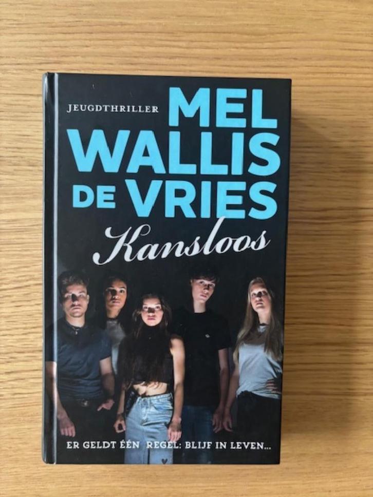 Kansloos, Boeken, Kinderboeken | Jeugd | 13 jaar en ouder, Zo goed als nieuw, Fictie, Ophalen of Verzenden