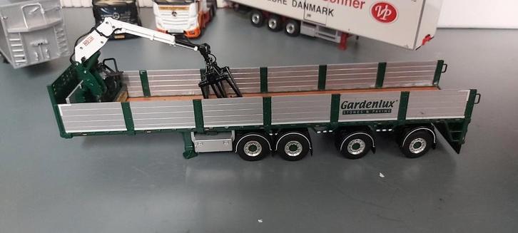 Stenentrailer wsi gardenlux, Hobby en Vrije tijd, Modelauto's | 1:50, Zo goed als nieuw, Bus of Vrachtwagen, Wsi, Ophalen of Verzenden