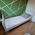 Metalen ikea meegroei bed wit, Huis en Inrichting, Ophalen, Zo goed als nieuw, Eenpersoons