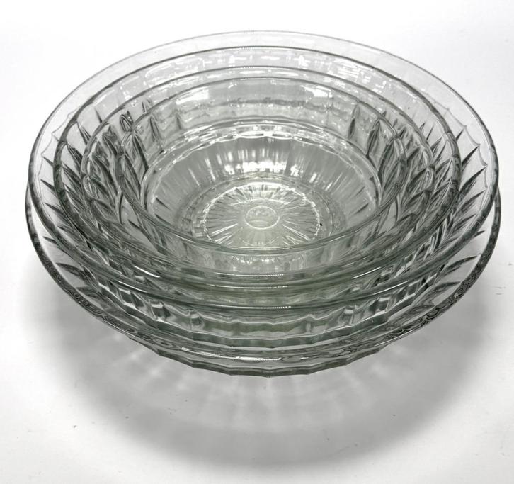 649. Nestschalen, A.D. Copier - "Neerlandia", Huis en Inrichting, Keuken | Servies, Schaal of Schalen, Overige stijlen, Ophalen of Verzenden