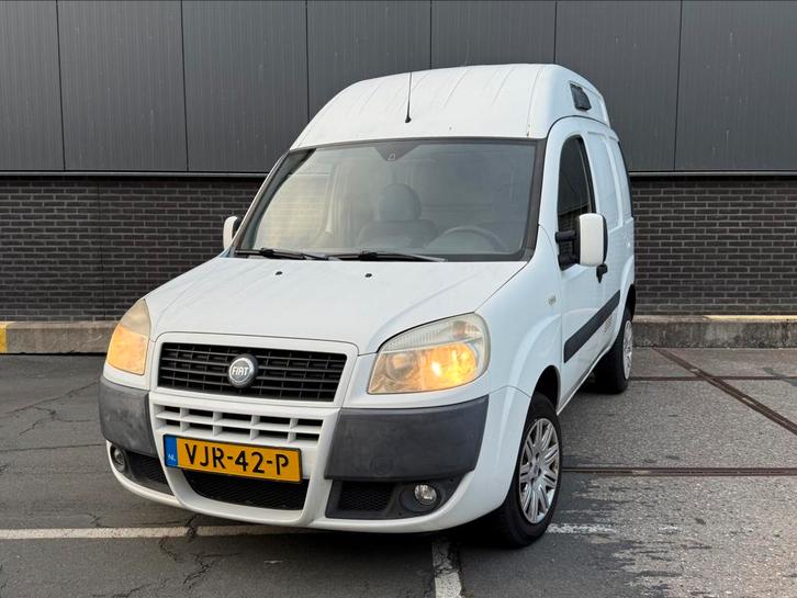 Fiat Doblo Cargo benzine  2006 – 125.503 km., Auto's, Bestelauto's, Particulier, Fiat, Benzine, Geïmporteerd, Wit, Ophalen