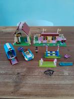 Lego friends manege + boekjès, Ophalen of Verzenden, Zo goed als nieuw