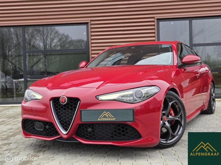 Alfa Romeo Giulia 2.0T Super 1e eigenaar Kleppensysteem|Bi X, Auto's, Alfa Romeo, Bedrijf, Te koop, Giulia, ABS, Achteruitrijcamera