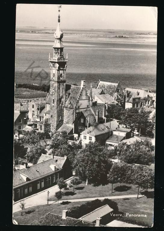 Veere - Panorama [009-3488, Verzamelen, Ansichtkaarten | Nederland, Gelopen, Zeeland, 1940 tot 1960, Verzenden