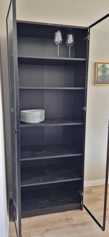 Vitrinekast / servieskast (Billy + Oxberg deuren) - afbeelding 4