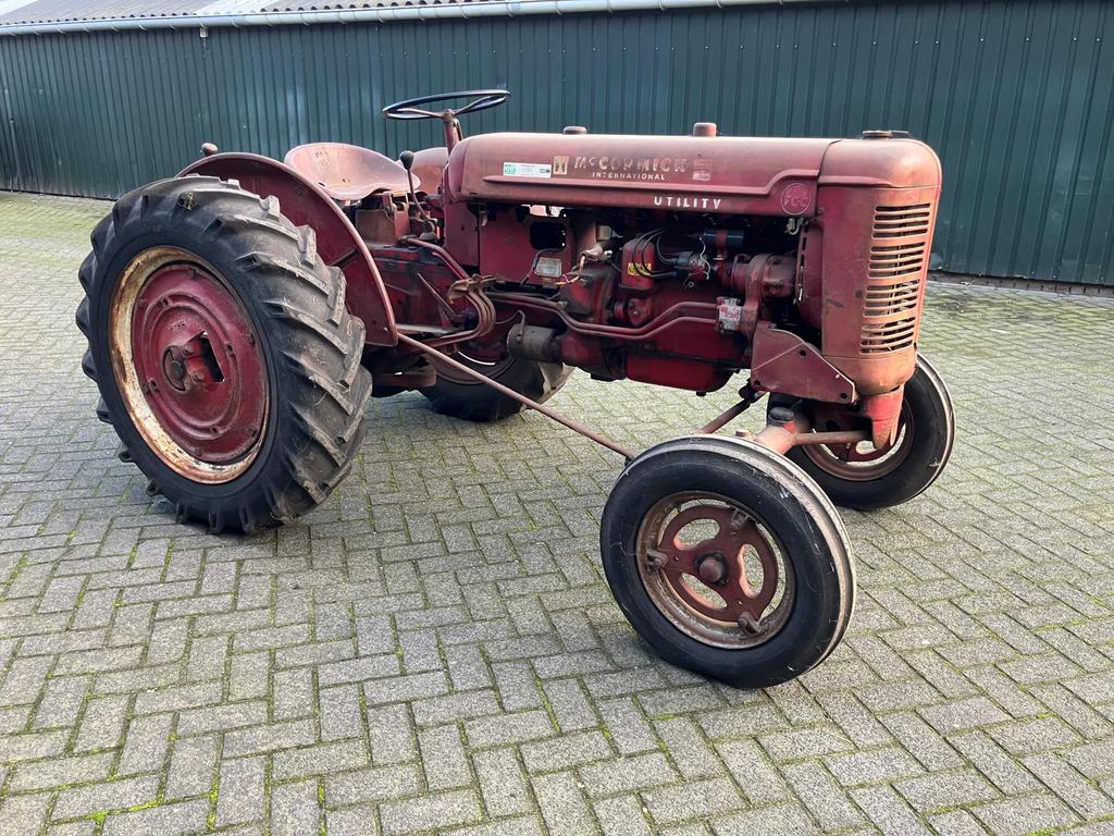 Mc Cormick Farmal Gierton Grondbak Krone Ploeg, Ophalen, Gebruikt, Tot 80 Pk, 5000 tot 7500
