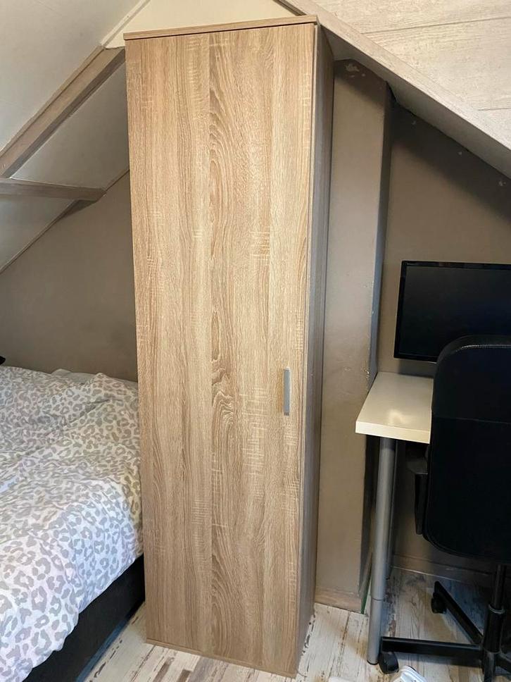 Kledingkast met 6 witte planken, Huis en Inrichting, Kasten | Kledingkasten, Gebruikt, 150 tot 200 cm, 50 tot 100 cm, 50 tot 75 cm