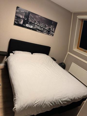 Nette Boxspring - Weg wegens verhuizing! beschikbaar voor biedingen