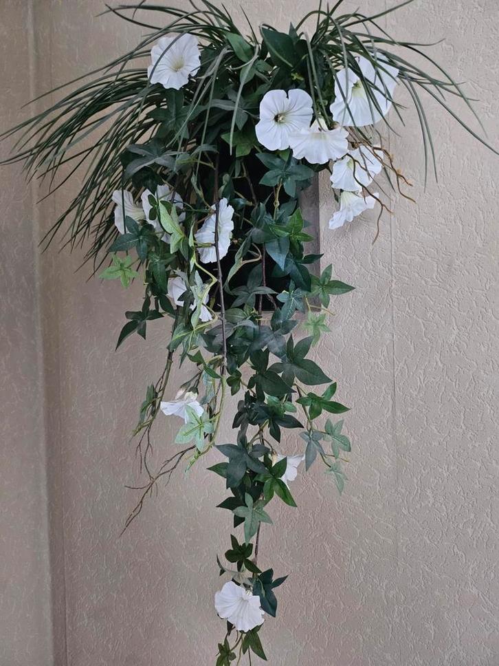 Bloempot met kunst, Huis en Inrichting, Woonaccessoires | Kunstplanten en Kunstbloemen, Zo goed als nieuw, Ophalen of Verzenden