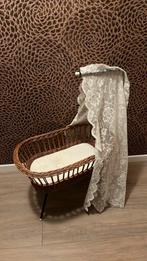 Poppenwiegje, Kinderen en Baby's, Speelgoed | Houten speelgoed, Ophalen, Zo goed als nieuw, Meubelstuk of Keukentje