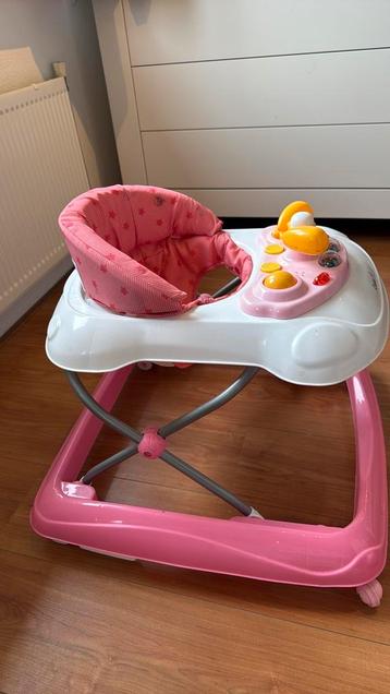 Roze Baby Walker / Loopstoel beschikbaar voor biedingen
