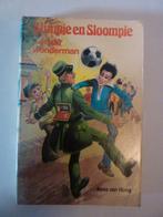 Kees van Hoog - Slimpie en Sloompie en de wonderman, Boeken, Ophalen of Verzenden, Zo goed als nieuw