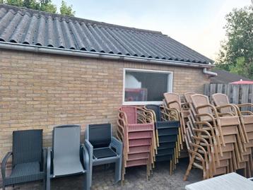 Restpartijen terrasstoelen tuinstoelen voor een prikkie beschikbaar voor biedingen