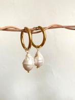 Barok parels aan creolen, Sieraden, Tassen en Uiterlijk, Oorbellen, Hangers, Wit, Nieuw, Ophalen of Verzenden