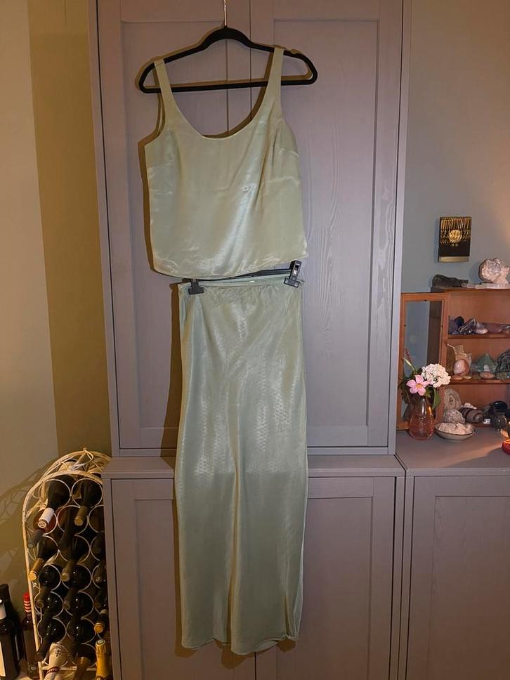 Prachtige saliegroene twinset van topshop maat 38, Kleding | Dames, Rokken, Zo goed als nieuw, Maat 38/40 (M), Groen, Ophalen of Verzenden