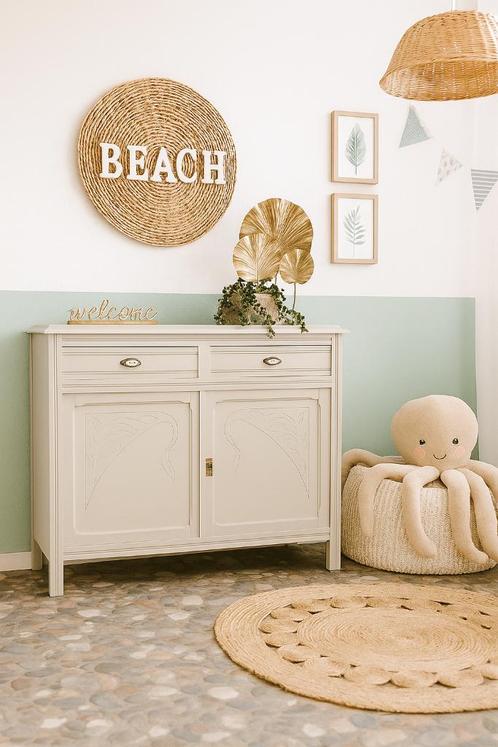 Prachtige sfeervolle authentieke Franse commode Spelt 1895, Kinderen en Baby's, Kinderkamer | Commodes en Kasten, Zo goed als nieuw