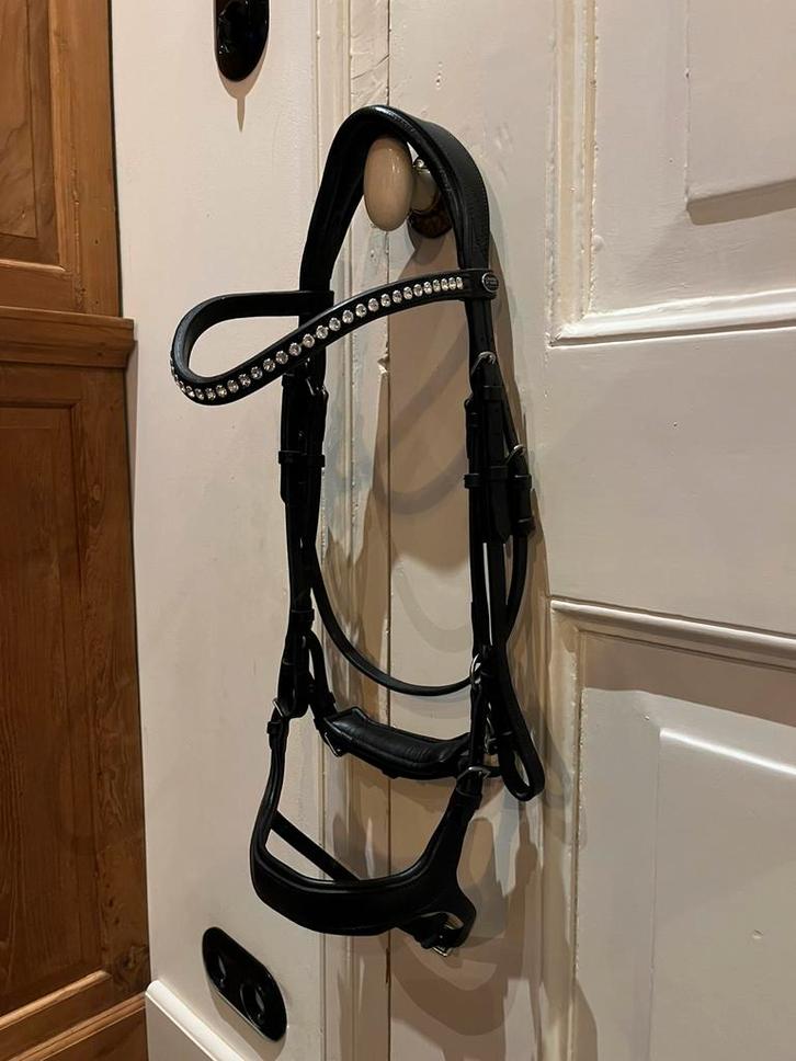 Anatomisch hoofdstel maat Cob, Dieren en Toebehoren, Paarden en Pony's | Hoofdstellen en Tuigage, Zo goed als nieuw, Dressuur