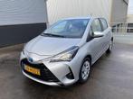 Toyota Yaris 1.5 Hybrid Active Automaat Nieuw geleverd 1e ei, Gebruikt, Euro 6, 4 cilinders, Origineel Nederlands